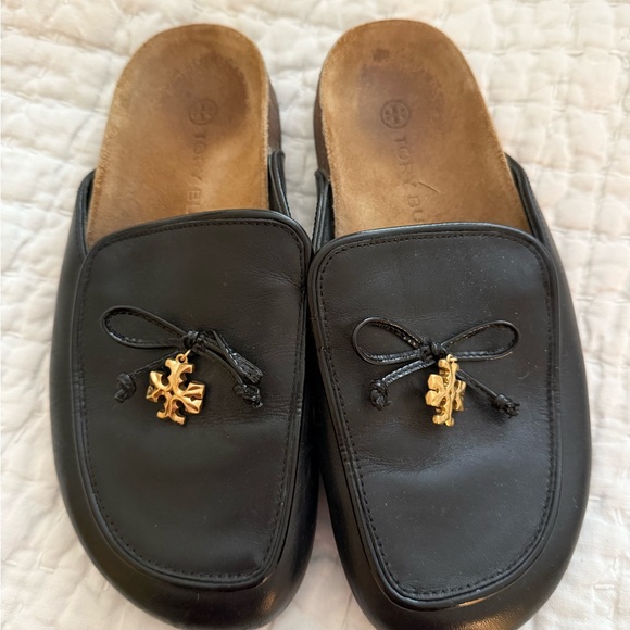 Tory Burch size 6 Flats - Picture 1 of 3
